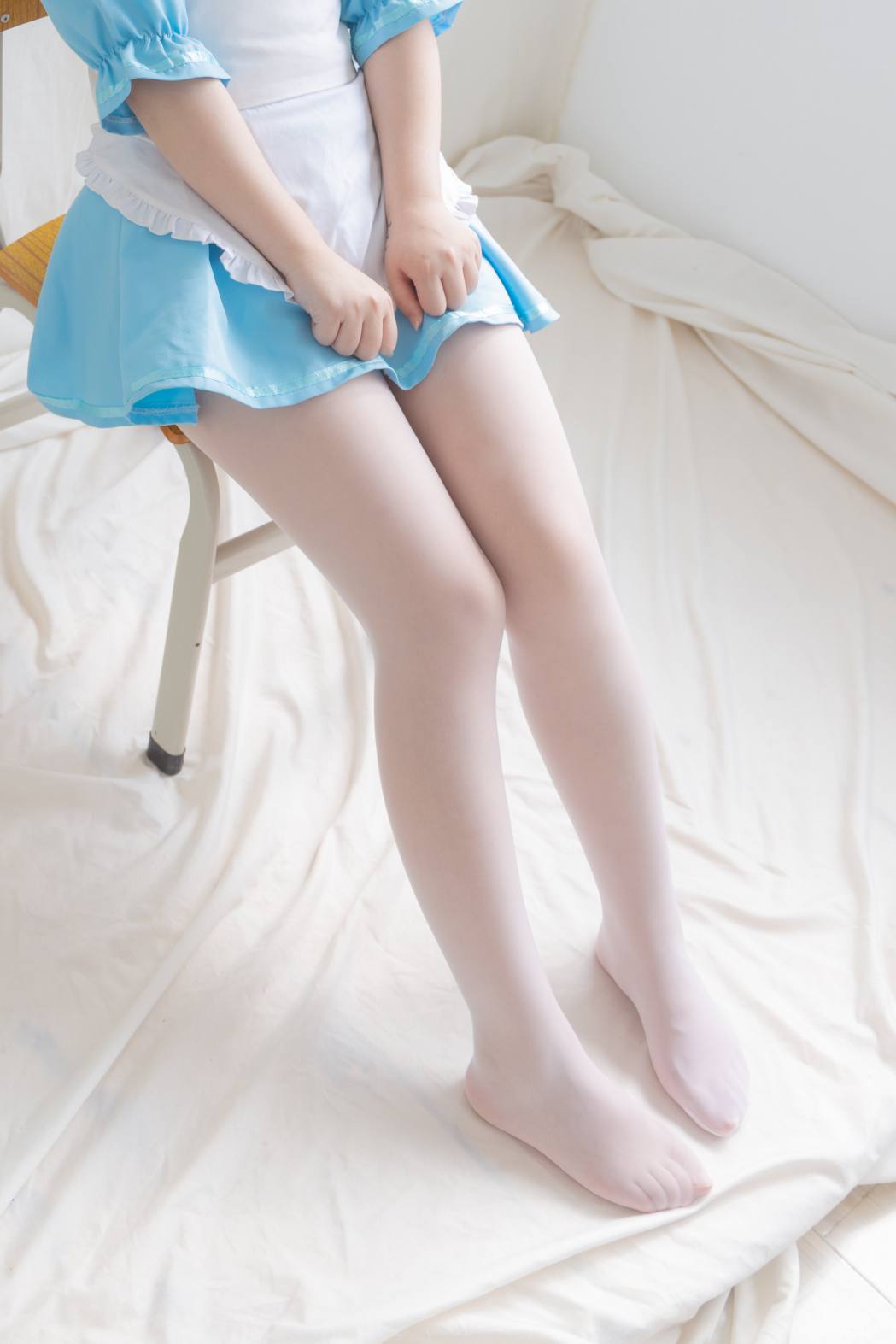 图片[5]-女仆装白丝女孩【43P】20014-唯美街拍