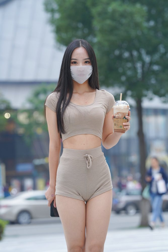 J2027 417P5V-14.9GB-唯美街拍