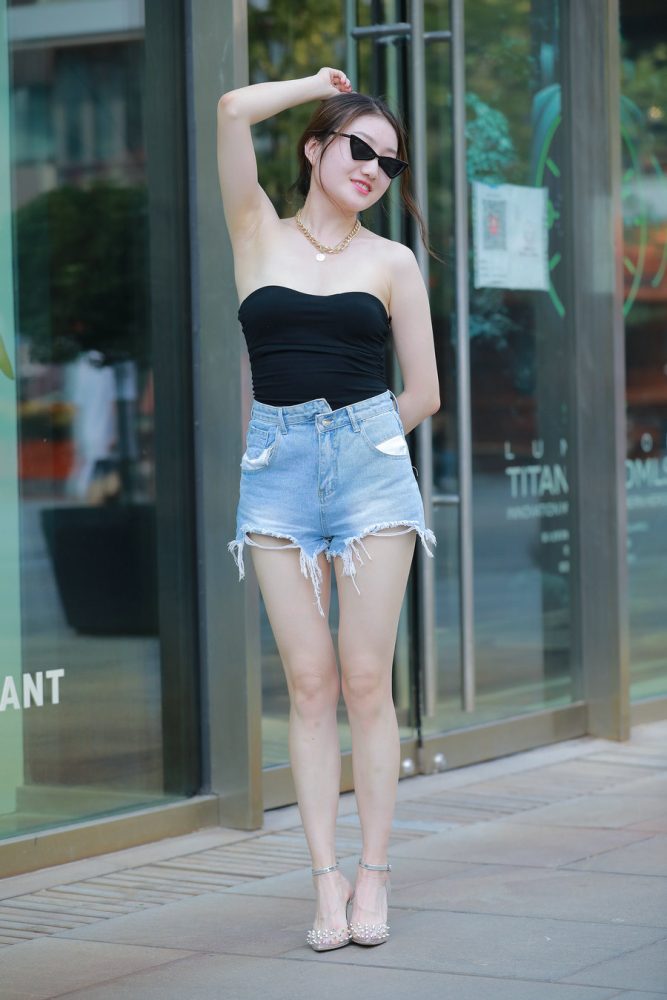 J1801 184P-1.95GB-唯美街拍