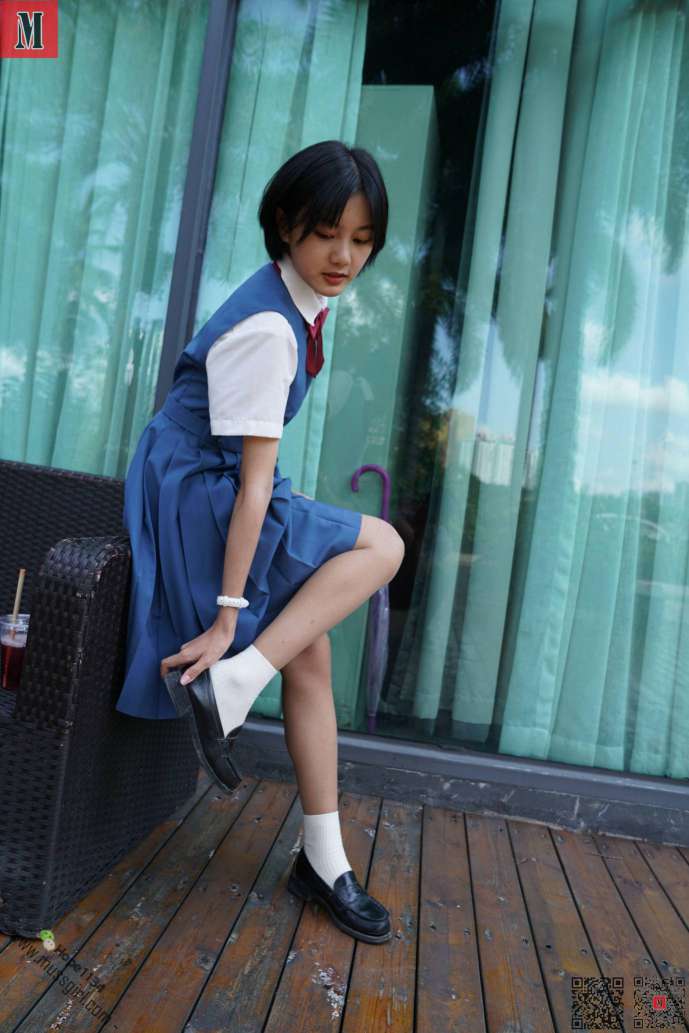 图片[6]-一副学生模样的短发姑娘【112P】20023-唯美街拍