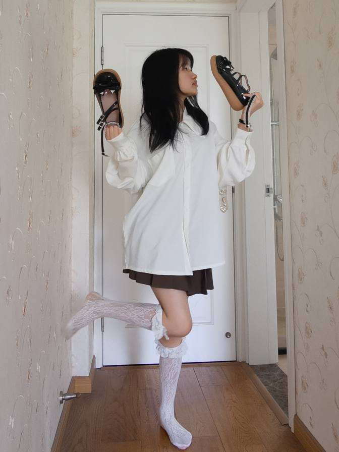 图片[3]-百褶裙可爱又大方的小姑娘【122P】20002-唯美街拍