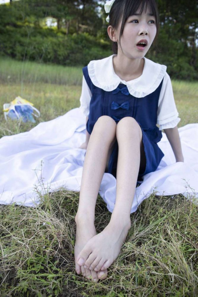 非常甜美的牛仔裙女孩【226P】20021-唯美街拍