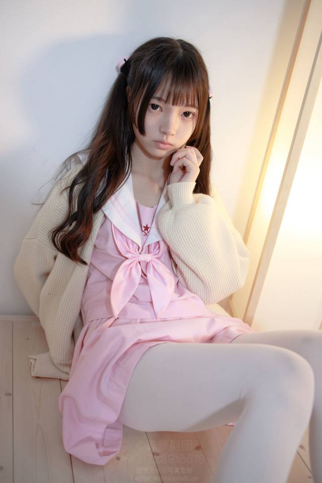图片[3]-好像有什么心事的白丝双马尾女孩【59P】20022-唯美街拍