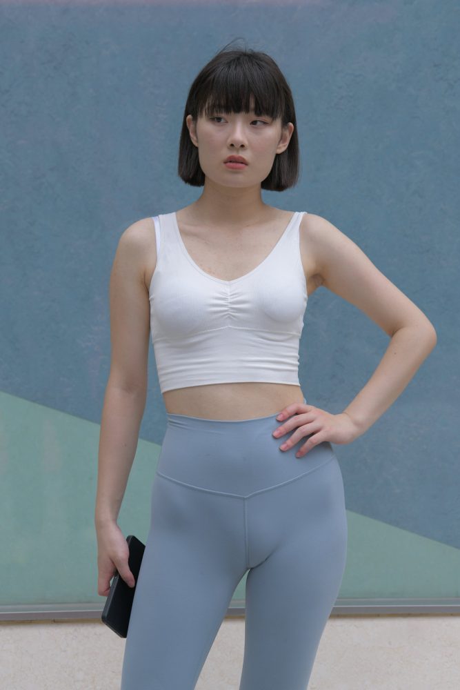 短发女孩J4175 379P2V-26.5GB-唯美街拍