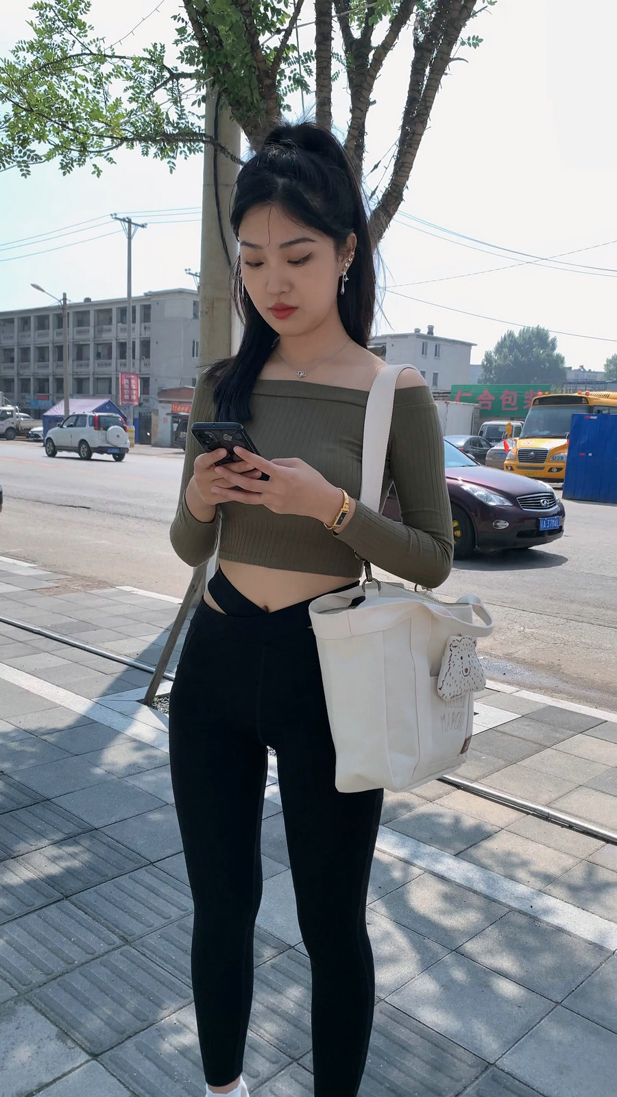 图片[1]-刚刚健身结束的高马尾瑜伽裤女孩J4111 MP4-8.97GB-唯美街拍