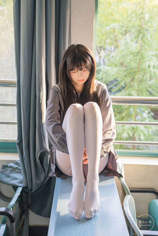 白丝清纯少女真的太可爱了【60P】20001-唯美街拍
