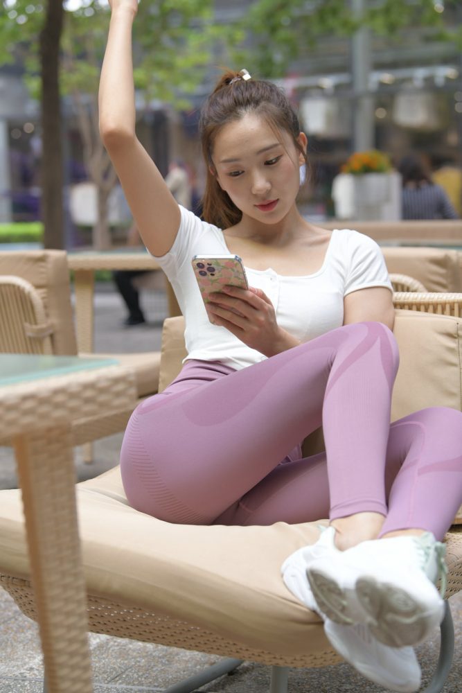 图片[6]-香芋色瑜伽裤高马尾漂亮女孩J2206 545P1V-19.1GB-唯美街拍