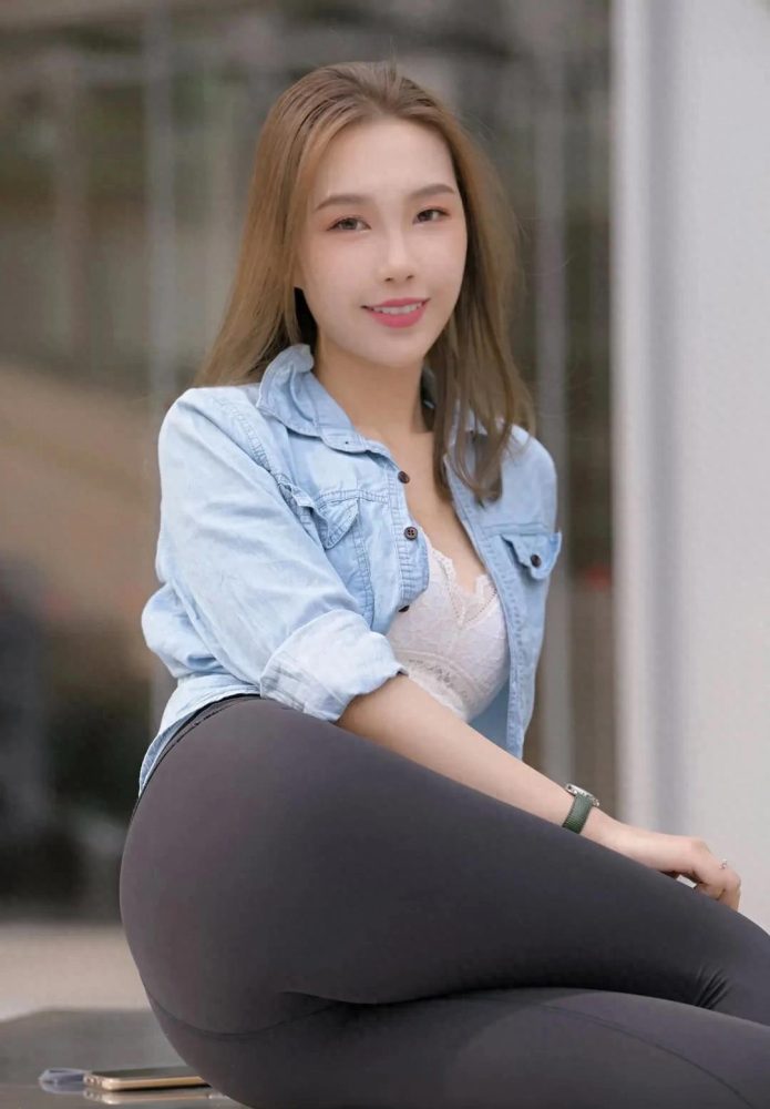 图片[2]-非常漂亮的瑜伽裤女孩J1990 733P1V-27.9GB-唯美街拍