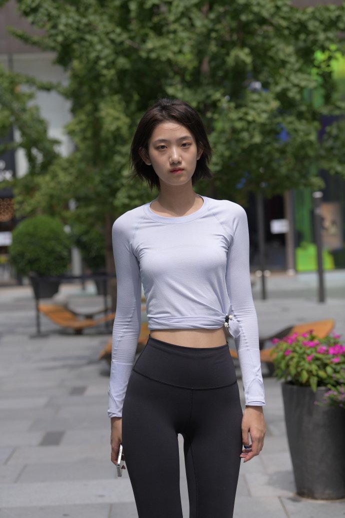 图片[1]-短发长腿的女生J2791 292P-5.71GB-唯美街拍
