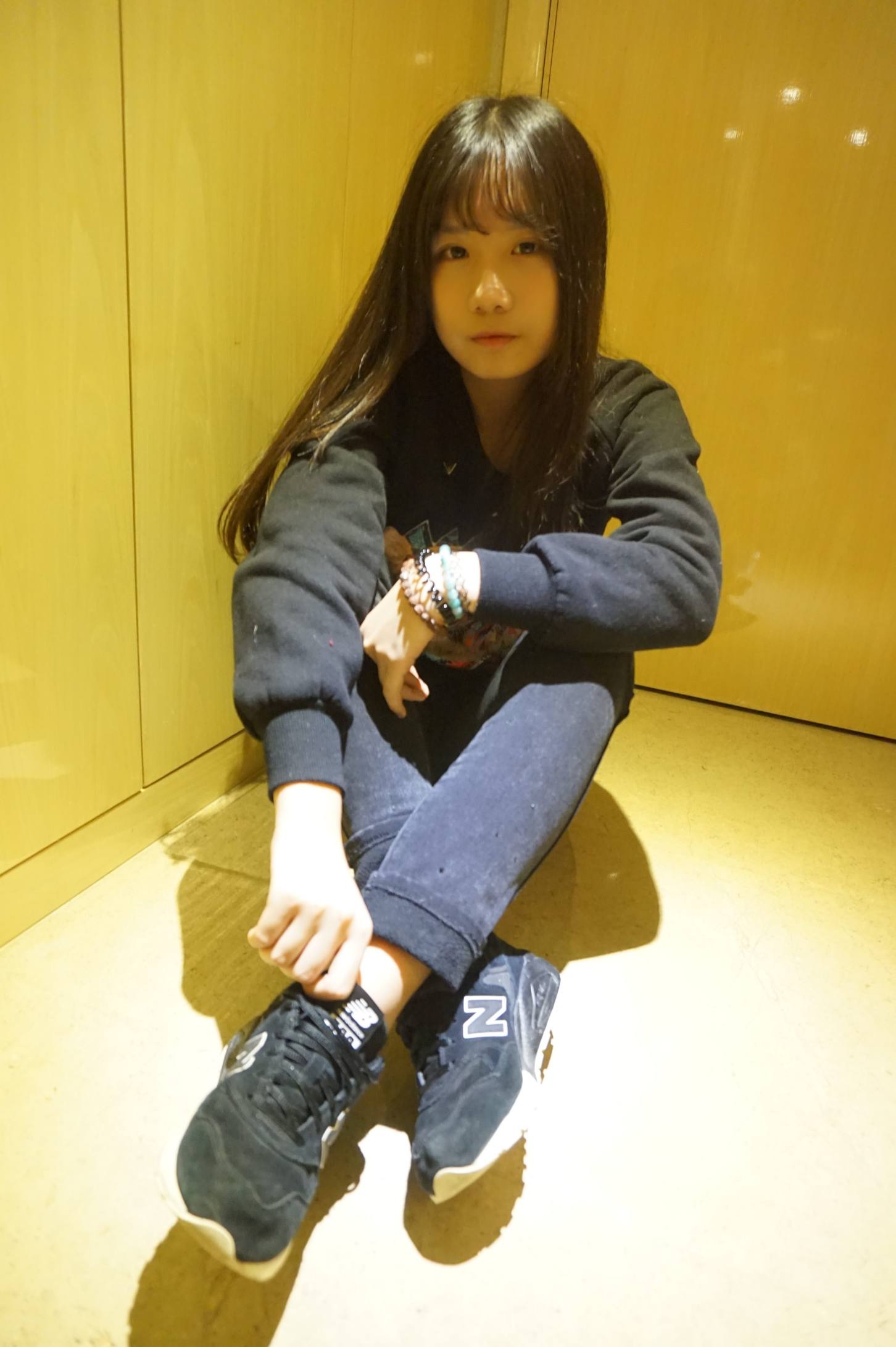 图片[2]-齐刘海的长发女孩【70P】20016-唯美街拍