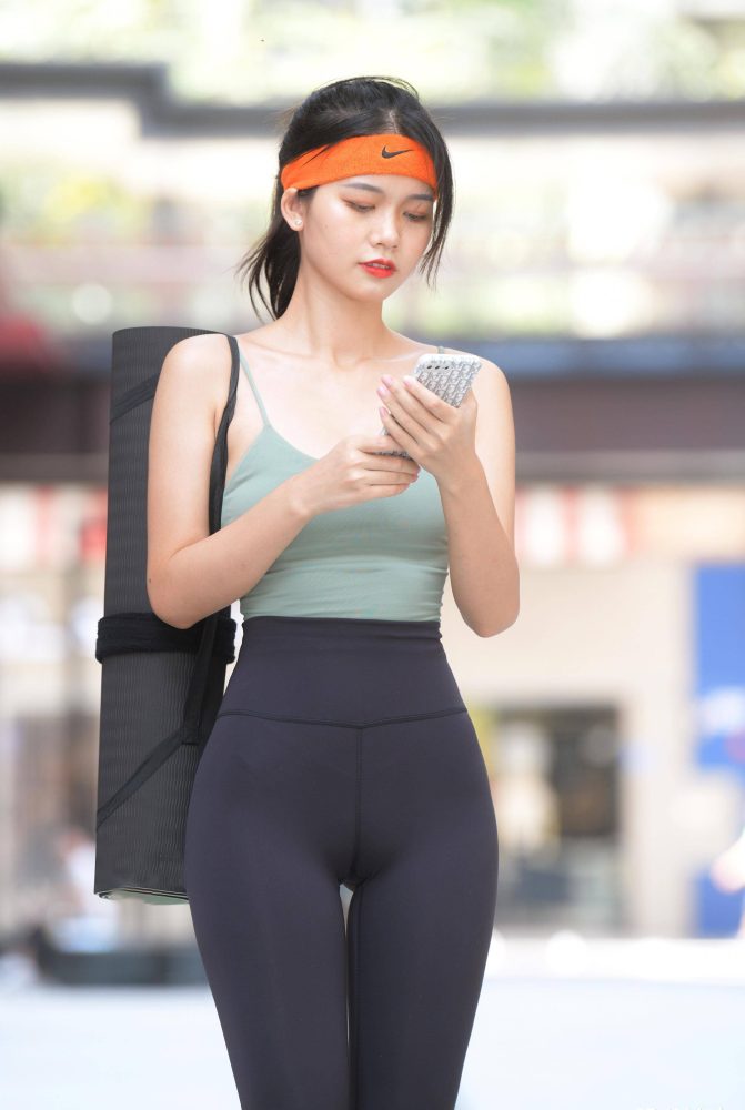 非常酷的瑜伽裤女孩 J1795 899P1V-29.1GB-唯美街拍
