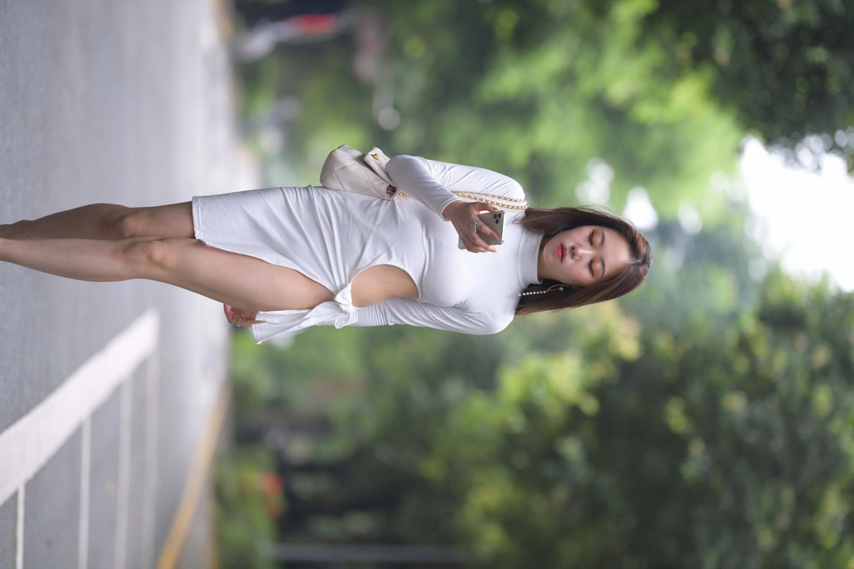 图片[4]-非常精致的侧边裙姑娘，忒好看了！【299P】00017-唯美街拍