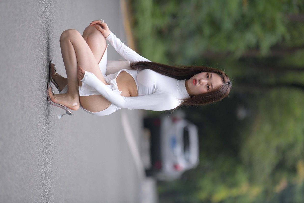 图片[5]-非常精致的侧边裙姑娘，忒好看了！【299P】00017-唯美街拍