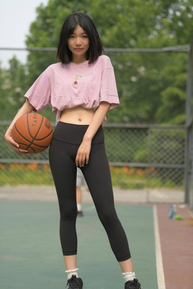 图片[4]-穿瑜伽裤打篮球的大三女孩J2198 463P1V-18.6GB-唯美街拍