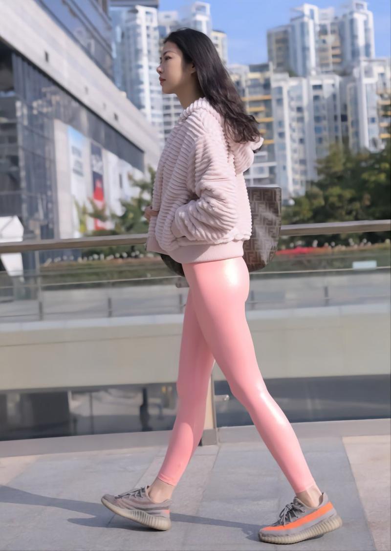 图片[2]-粉红色紧身裤的女孩 J1482 365P2V-18.1GB-唯美街拍