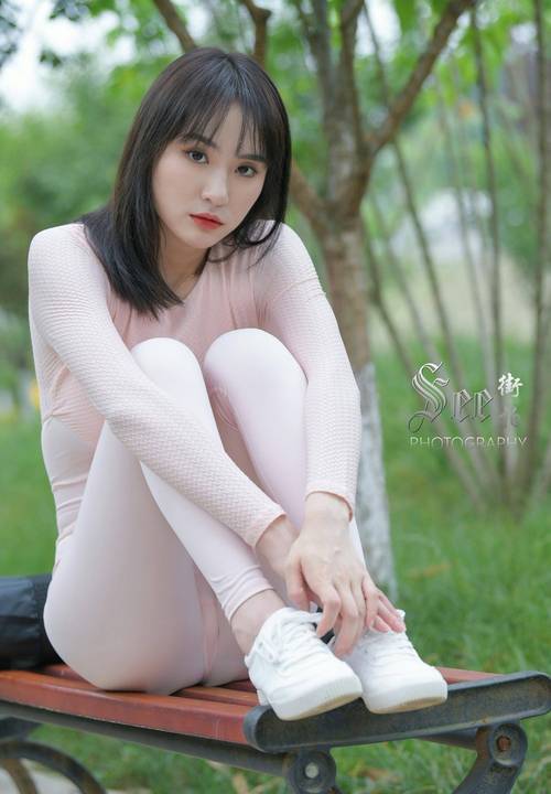 图片[2]-粉粉的瑜伽裤女孩太可爱了 J2090 854P1V-30.4GB-唯美街拍