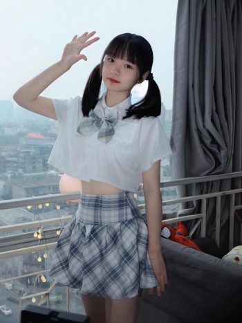 图片[6]-网格丝袜的清纯双马尾小姑娘-唯美街拍